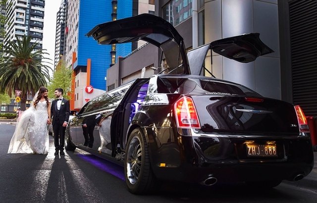 Luxury wedding limo service in NJ